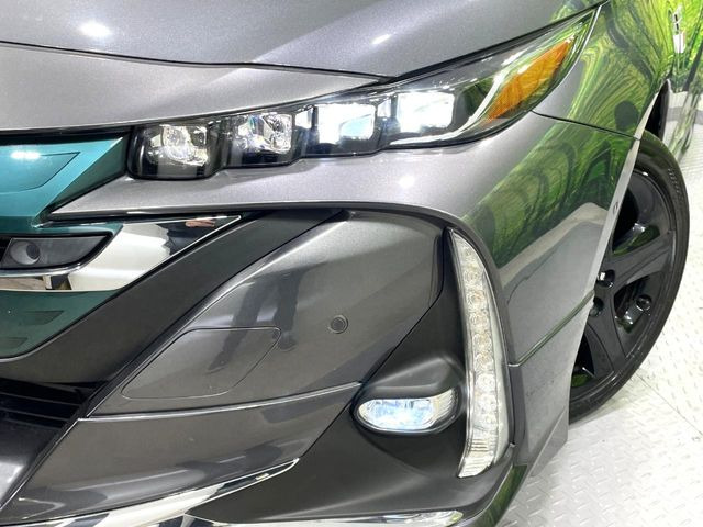 �yLED�w�b�h���C�g�z���V����ԑ��s�����ǍD�Ȏ��E���m�ۂ����S���ĉ^�]�ł��鍂�P�xLED�w�b�h���C�g�𑕔�!�_�����x�������A����d�͂��}�����Ă��܂��B