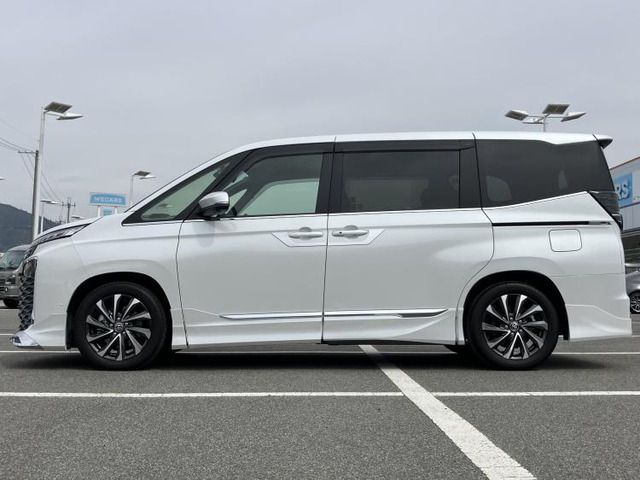 ヴォクシー1.8 ハイブリッド S-Z