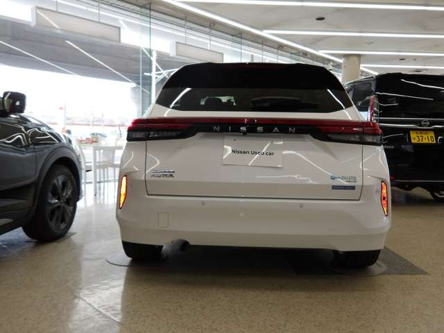 ノートオーラ1.2 G FOUR 4WD