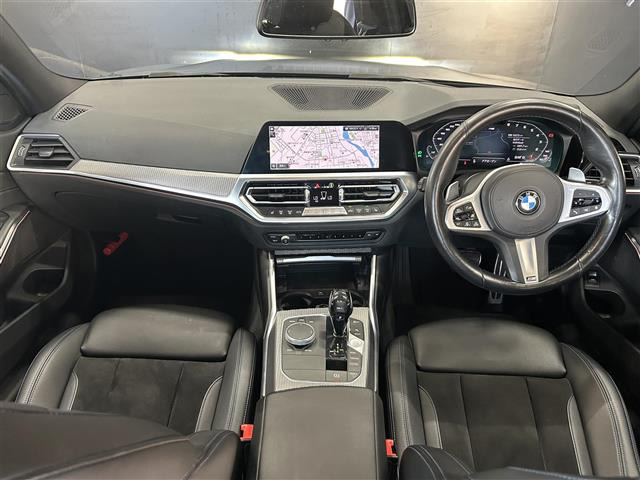 3シリーズセダン320i Mスポーツ