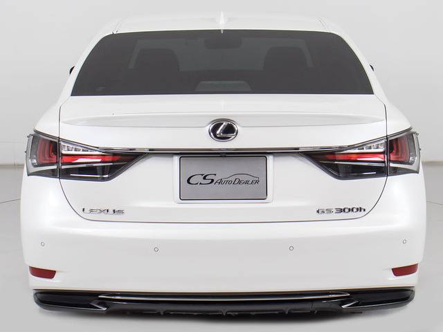 クリアランスソナーが付いています!フロント&リアにセンサーがあり、障害物に近づくと警告音が鳴りドライバーへお知らせ!すごく便利な人気装備です!!