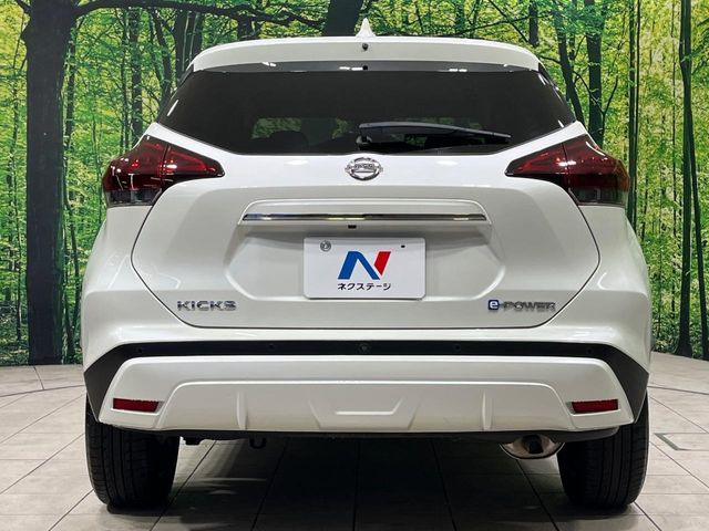 安心の最長10年・走行無制限保証(有償)をご用意。保証内容も充実はもちろん、無料点検&オイル交換や、年中無休の全国・24時間ロードサービスも付帯されておりますのでご安心下さい。