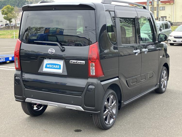 タントファンクロス ターボ 4WD