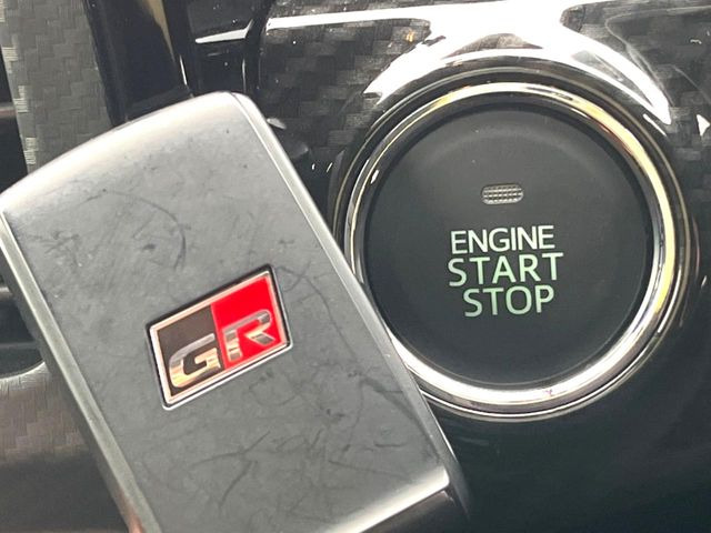 �y�L�[�t���[�V�X�e���z�J�o����|�P�b�g�ɓ��ꂽ�܂܂ł��h�A�̎{���E�������\�ȃX�}�[�g�L�[�𑕔��B�G���W���̃I���E�I�t�����J�M�����o���K�v����������Ƃ��Ă��֗��ł���