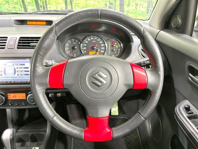 �y�����v�����X�e�A�����O�z�㎿�Ȋv���g�p���邱�ƂŁA��ɂ����������݂ƂĂ��^�]���₷���n���h���ł���