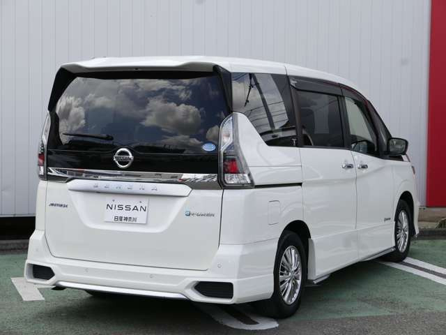 セレナ1.2 e-POWER AUTECH