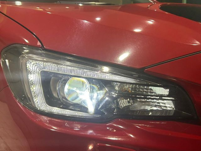 �yLED�w�b�h���C�g�z���V����ԑ��s�����ǍD�Ȏ��E���m�ۂ����S���ĉ^�]�ł��鍂�P�xLED�w�b�h���C�g�𑕔�!�_�����x�������A����d�͂��}�����Ă��܂��B