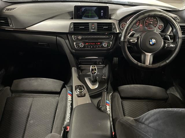 3シリーズツーリング320d Mスポーツ