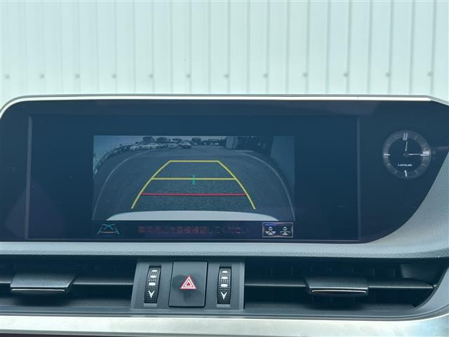 ES300h Fスポーツ