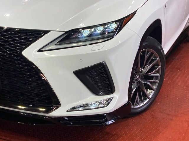 �y�O��LED�w�b�h���C�g�z�X�^�C���b�V���Ȍ����ڂ̎O��LED�w�b�h���C�g�𑕔���X�^�C�������łȂ��A��Ԃ̑��s�����E�ǍD�ň��S���Ă���肢�������܂��B