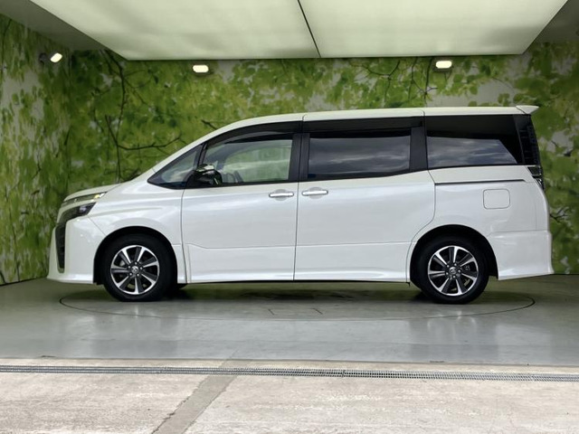 ヴォクシー2.0 ZS 煌III