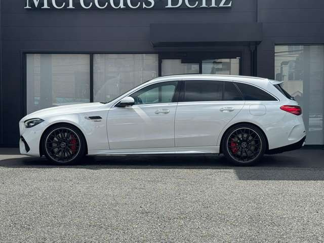 CクラスワゴンAMG C63 S E パフォーマンス 4WD