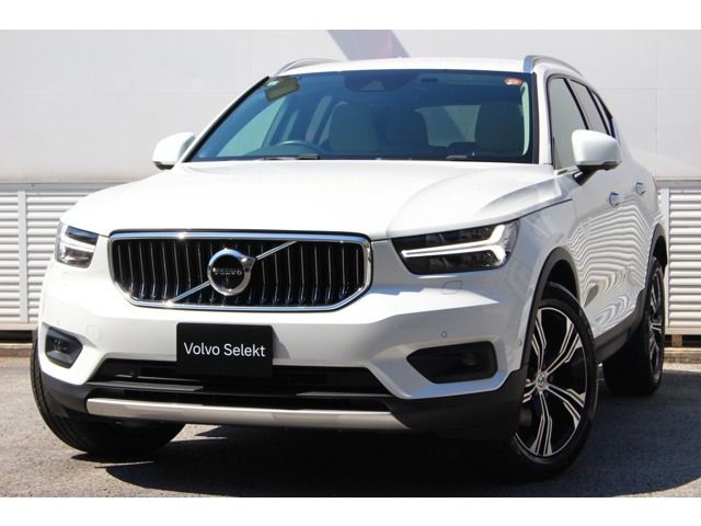 XC40B4 AWD インスクリプション 4WD