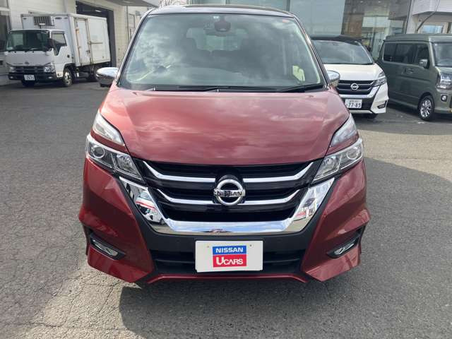 セレナ2.0 ハイウェイスター Vセレクション 4WD