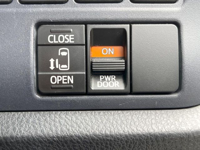 �y�p���[�X���C�h�h�A�z�X�}�[�g�L�[��^�]�Ȃ̃X�C�b�`�ŃX���C�h�h�A�̊J���\���d��������͂����ăh�A���J����K�v�������A���������q�l�ł��A�d���ו��������Ă��鎞�����N�ɊJ���߂ł��܂���