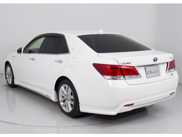 フルエアロが装着されています!お好みはいかがですか?今付いているデザイン以外にも、各ブランドのエアロを格安にてお取付け出来ます!又、エアロを外してノーマル状態にする事も出来ます!!