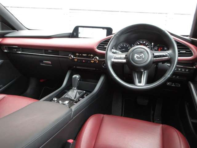 MAZDA3ファストバック2.0 X バーガンディ セレクション