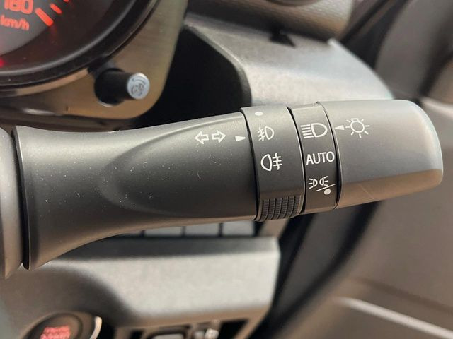 �y�I�[�g���C�g�z����̖��邳�ɉ����Ď����Ńw�b�h���C�g�̓_���E�������ł���@�\�ł�!���C�g�̕t���Y��E�����Y��Ȃǂ������Ȃ�A�J�̓���[���̑��s�����S!�g���l���ʉߎ����֗��ł��ˁ�