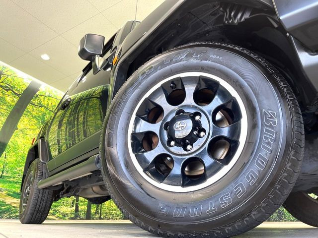 �y����17�C���`�A���~�z�C�[���z�O�ςɃ}�b�`���������A���~�z�C�[���𑕒����Ă���܂��B�e��ЊO�A���~�z�C�[����A�X�^�b�h���X�^�C�����戵�����Ă���܂��B���񂲑��k����������