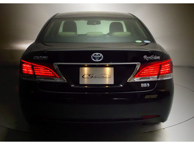 ★テールスモークやLED加工、マフラー、ルーフスポイラー、エアロパーツなど取り付け承ります!