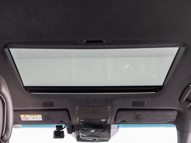 お探しの方必見の人気装備サンルーフ!