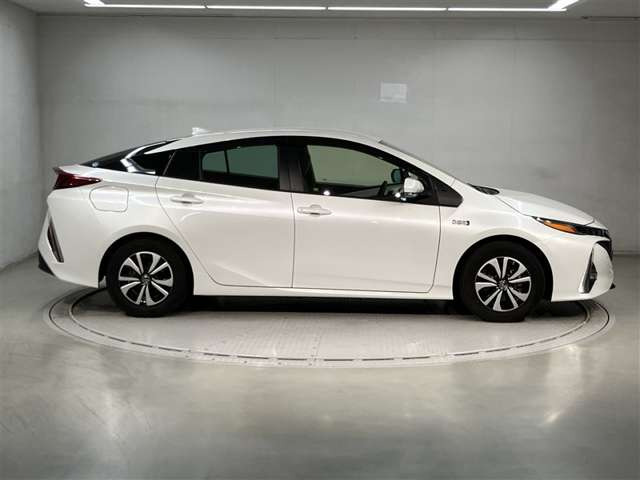 プリウスPHV1.8 S セーフティパッケージ