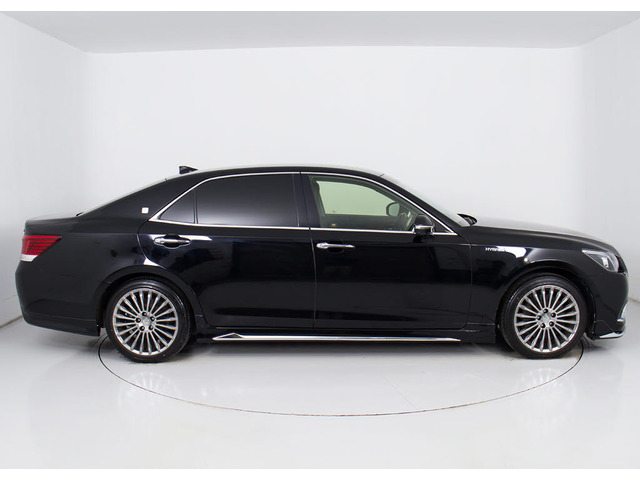 お探しの方必見OP18AW付!大人気のオプション装備純正18インチアルミホイール!