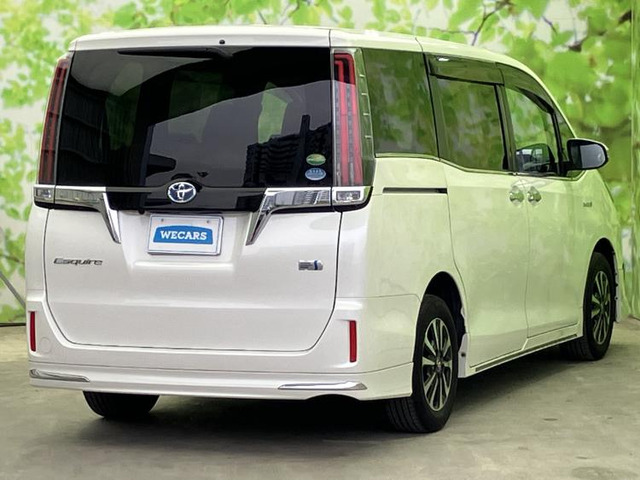 エスクァイアハイブリッド1.8 Gi プレミアムパッケージ