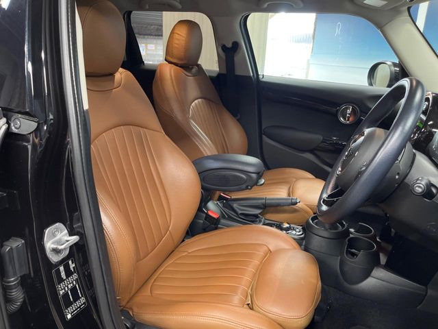 ���V�[�g�̎g�p��:�j��E�ւ�������Ȃ��A�����̒ʂ肫�ꂢ�ȏ�Ԃ��ێ����Ă���܂��B�܂��A�����N���[�j���O�E�R�[�e�B���O�����p�����������܂��B