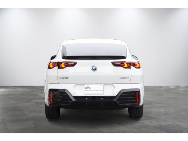 iX2xドライブ30 Mスポーツ 4WD