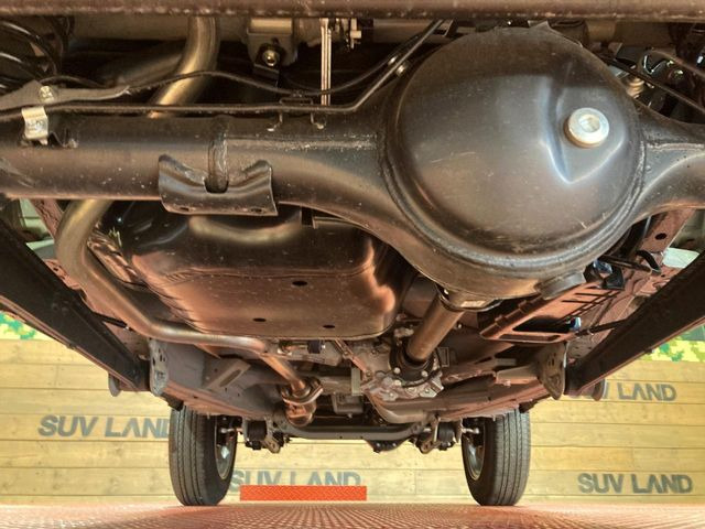 下回りがきれいなうちに、防錆加工の施工がオススメ。降雪地域はもちろん、沿岸部にお住いの方や、趣味でマリン・ウィンタースポーツをされる方にご好評いただいております。