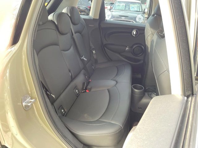 ���㕔���Ȃ��C�ɂȂ�悤�ȃL�Y�E�����ւ��蓙�A�傫�ȃ_���[�W�͂Ȃ��A�ǍD�ȏ�Ԃł��B