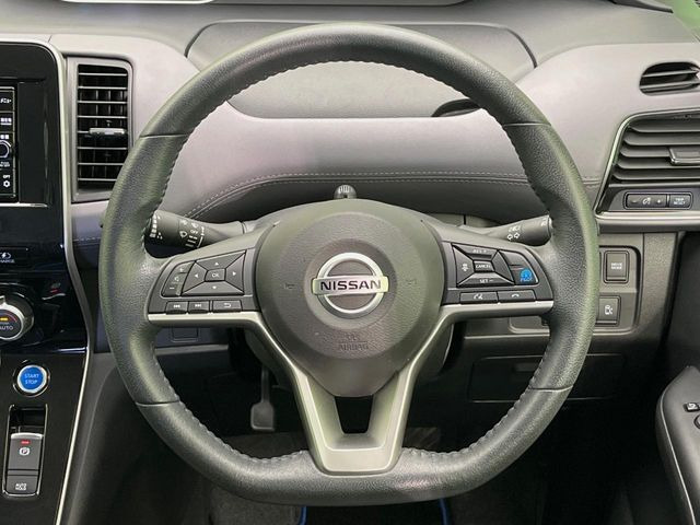 �y�X�e�A�����O�X�C�b�`�z�^�]���A�O������ڐ������炷���ƂȂ��A�I�[�f�B�I���̑��삪�\�ȕ֗��@�\!���S&���K�ȃh���C�u�����o���Ă���܂���