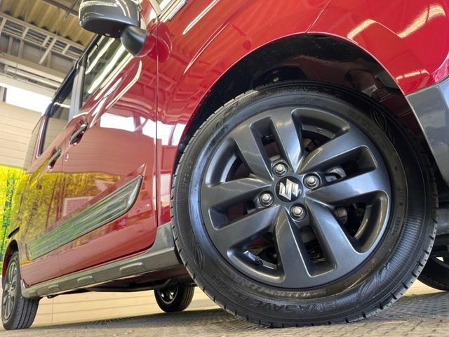 �y����14�C���`�A���~�z�C�[���z�O�ςɃ}�b�`���������A���~�z�C�[���𑕒����Ă���܂��B�e��ЊO�A���~�z�C�[����A�X�^�b�h���X�^�C�����戵�����Ă���܂��B���񂲑��k����������