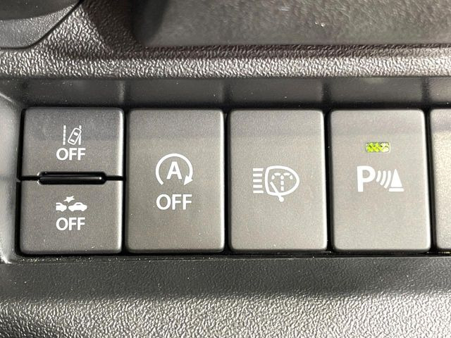 �y�A�C�h�����O�X�g�b�v�z�ԐM����a�؂Œ�Ԃ����ۂɃG���W�����~���A���ʂȔR���̏����}���܂��B�R��������ی�ɂȂ���@�\��G���W���̓u���[�L�𗣂��΍Ďn�����܂��B