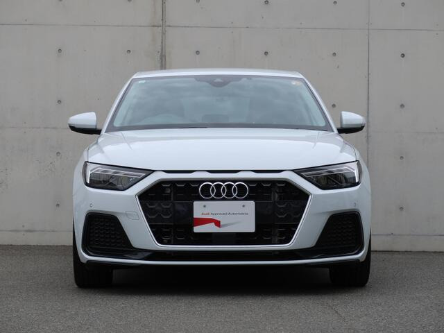 A1スポーツバック25 TFSI アドバンスド