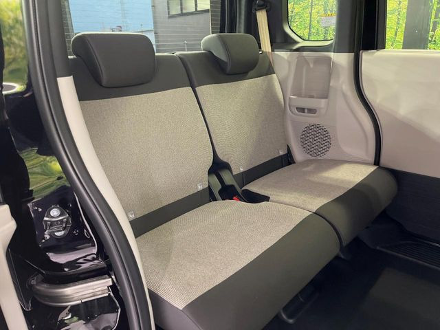 ���i���ȃI���W�i���t���A�}�b�g���I�v�V�����ɂĂ��p�ӂ��Ă���܂��B���D���ȃf�U�C����J���[�����Ԃɍ��킹�đI��ł����������Ƃ��ł��܂���