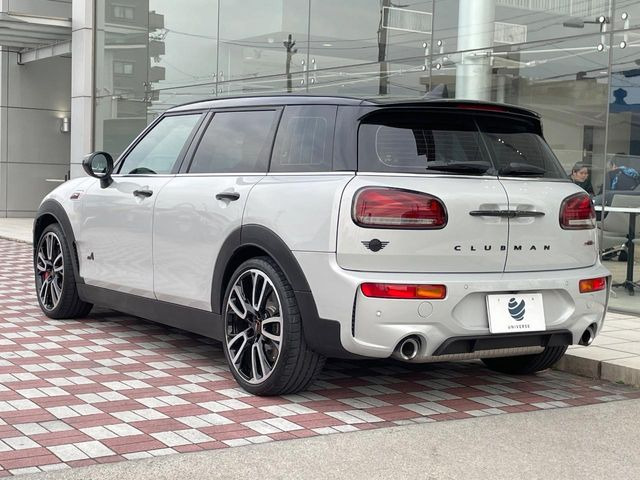 �������t�т̕ۏ؂̑��A���S�̍Œ�3�N�E���s�������ۏ�(�L��)�����p�ӁB�A���Ԃ����S���Ă��y���݂���������l�A�ۏؓ��e���[���͂������A�����_��&�I�C�������⃍�[�h�T�[�r�X���t�т��Ă���܂��B