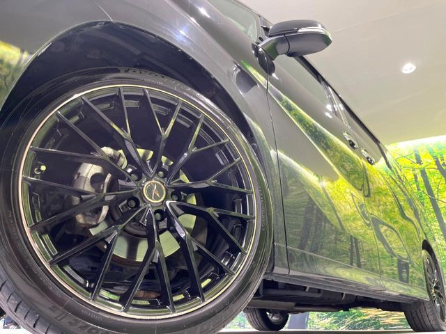 �y20�C���`�A���~�z�C�[���z�O�ςɃ}�b�`�����A���~�z�C�[���𑕒����Ă���܂��B�e��A���~�z�C�[����A�X�^�b�h���X�^�C�����戵�����Ă���܂��B���񂲑��k����������