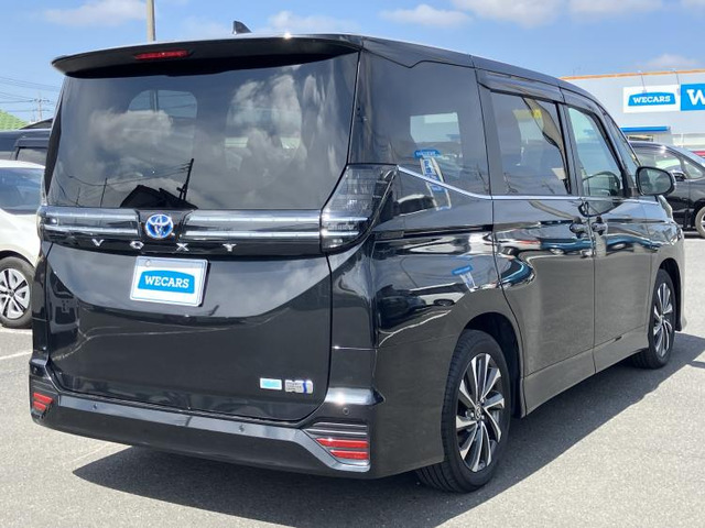 ヴォクシー1.8 ハイブリッド S-Z