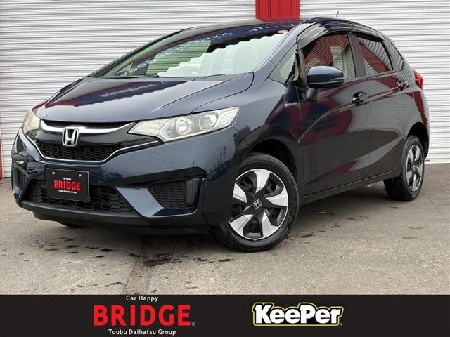 フィット1.5 ハイブリッド Fパッケージ 4WD