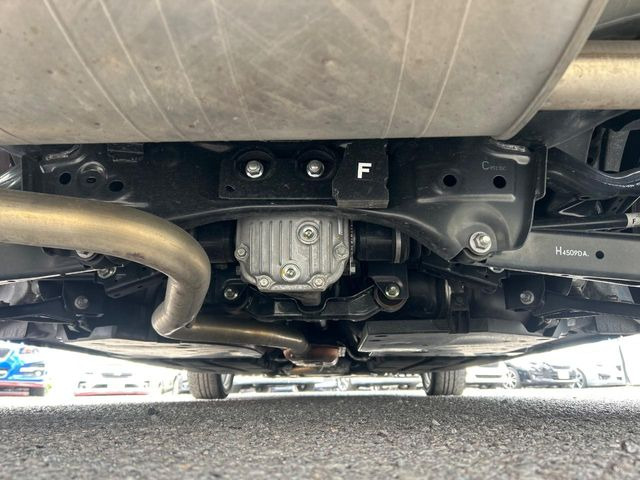 ����肪���ꂢ�Ȃ����ɁA�h�K���H�̎{�H���I�X�X���B�~��n��͂������A���ݕ��ɂ��Z���̕���A��Ń}�����E�E�B���^�[�X�|�[�c���������ɑ�ύD�]���������Ă���܂��B