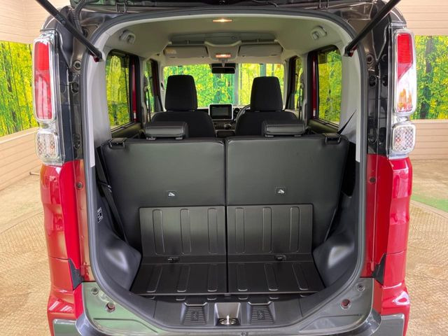 ���i�̂���������ʋ΁A���}���ɏ\���ȉ׎��X�y�[�X���m�ۂ��Ă���܂��B�Z�J���h�V�[�g��|���ƁA�傫�ȉו��̐ύڂ��\�ł���