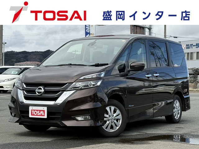 セレナ2.0 ハイウェイスター Vセレクション 4WD