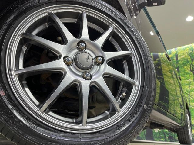 �y15�C���`�A���~�z�C�[���z�O�ςɃ}�b�`�����A���~�z�C�[���𑕒����Ă���܂��B�e��A���~�z�C�[����A�X�^�b�h���X�^�C�����戵�����Ă���܂��B���񂲑��k����������