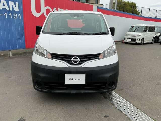 NV200バネットバン1.6 DX