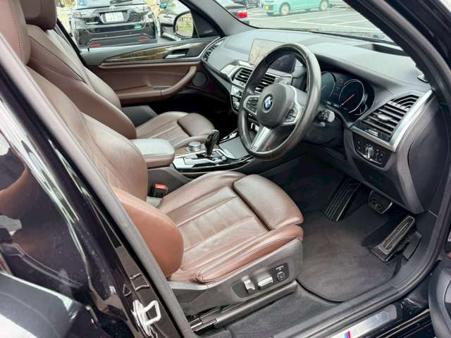 �C�ɂȂ邨�Ԃ�����܂�����E�̓d�b�ԍ����璼�ڂ��X�ɂ��₢���킹���������B�x�����@����ԗ����A��Ԃ܂łȂ�ł������������Ē����܂��B�X�^�b�t�ꓯ���A�����҂����Ă���܂��B