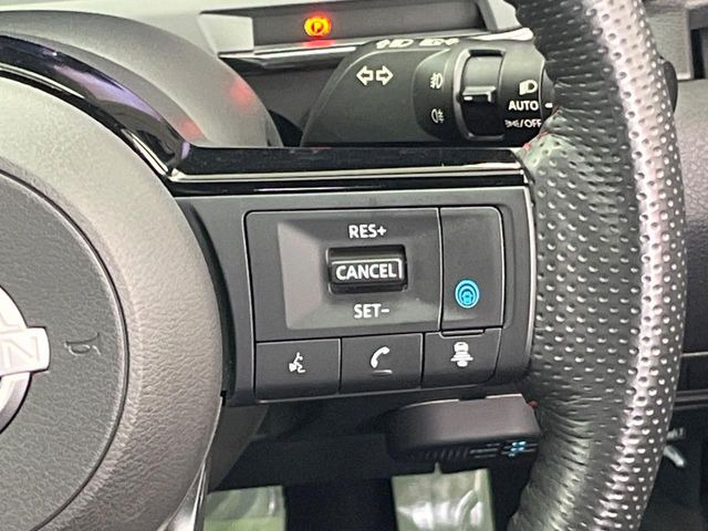 �y�v���p�C���b�g�z�������H�ł̒��������s���y��!!�a�؎��Ə��񑖍s�̃V�[���ŁA�A�N�Z���E�u���[�L�E�X�e�A�����O�������Ő��䂵�A�������^�]�̕��S���y�����Ă���܂���