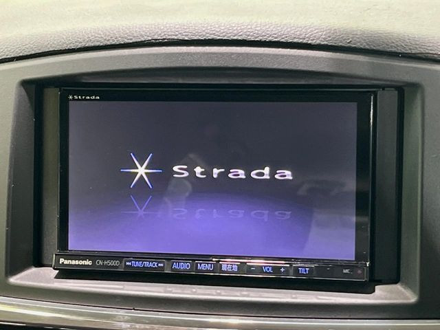 �y�i�r�Q�[�V�����z�g���₷���i�r�ŖړI�n�܂ł�������ē����Ă���܂��B�e��I�[�f�B�I�Đ��@�\���[�����Ă���A���Ԃ̉^�]������Ɋy�����Ȃ�܂�!!