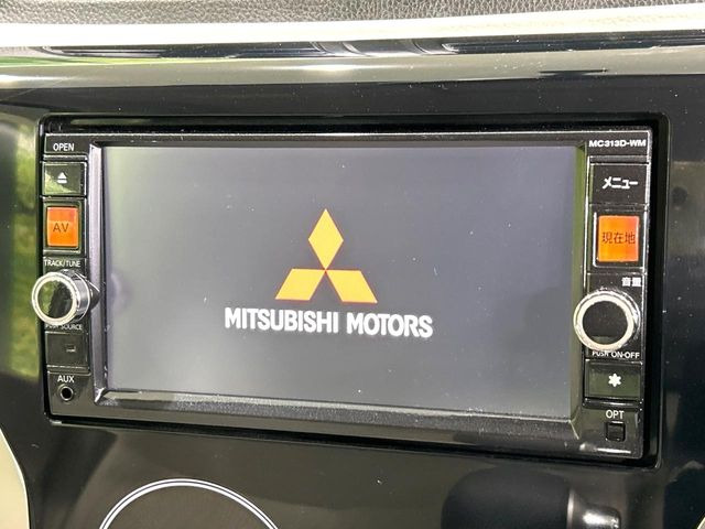 【純正ナビ】人気の純正ナビを装備。オーディオ機能も充実しており、Bluetooth接続すればお持ちのスマホやMP3プレイヤーの音楽を再生可能!毎日の運転がさらに楽しくなります!!